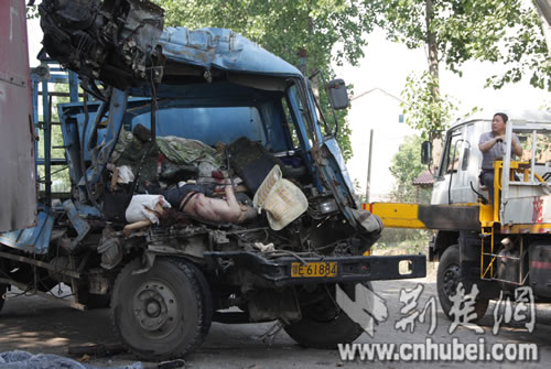 宜昌車(chē)禍新聞更新，應對車(chē)禍事件的步驟指南（適用于初學(xué)者與進(jìn)階用戶(hù)）