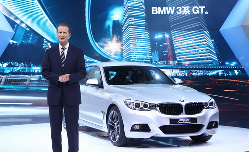 寶馬最新動(dòng)態(tài)，創(chuàng  )新科技與卓越設計的融合之旅