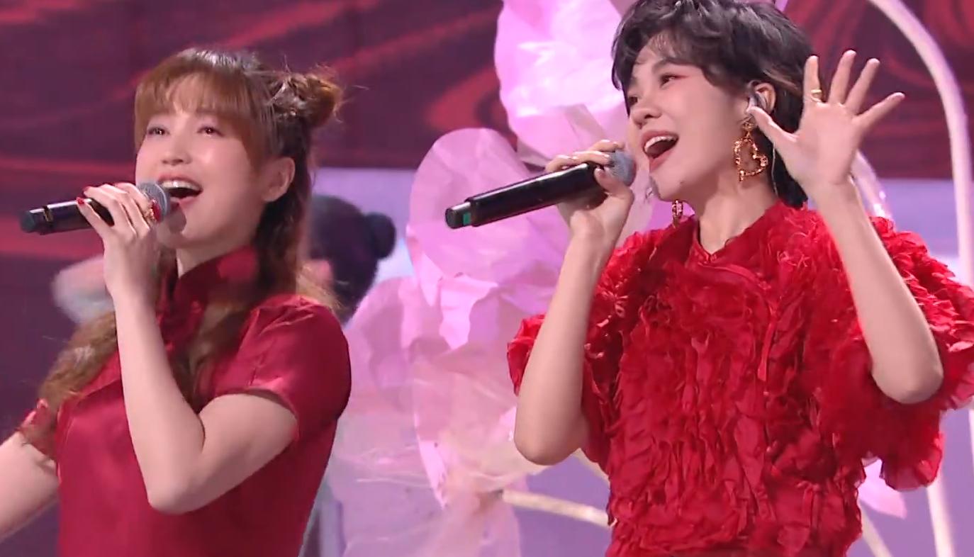 何炅最新照片，自然之旅的心靈探索，尋找平和寧靜的旅程