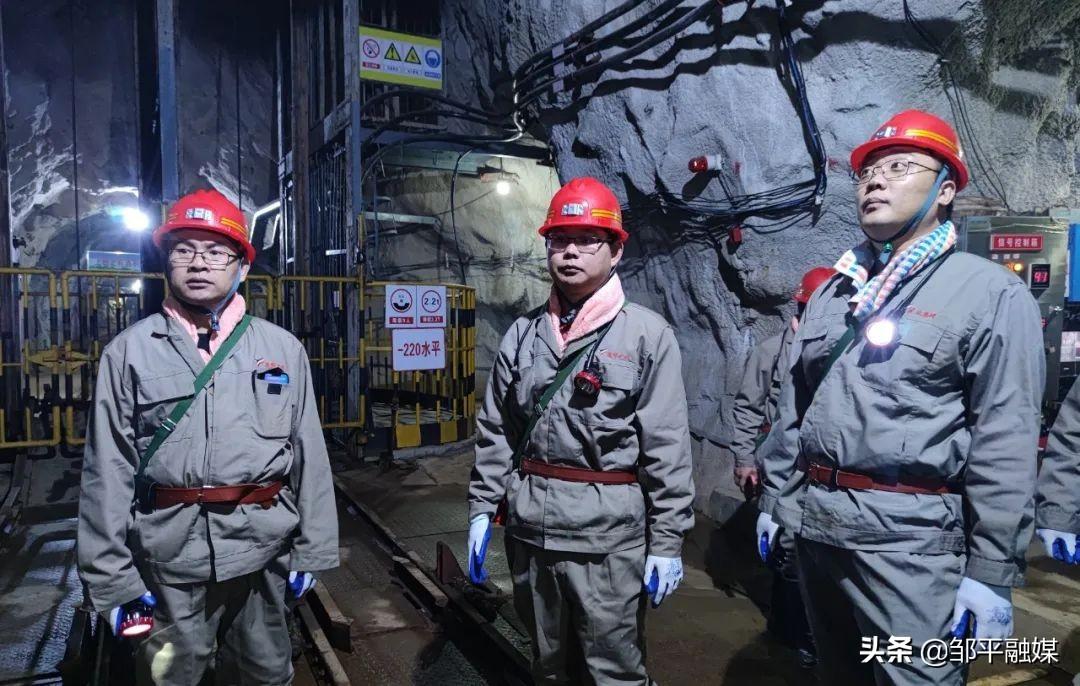 最新煤礦外包隊招工信息，開(kāi)啟礦業(yè)職業(yè)之門(mén)