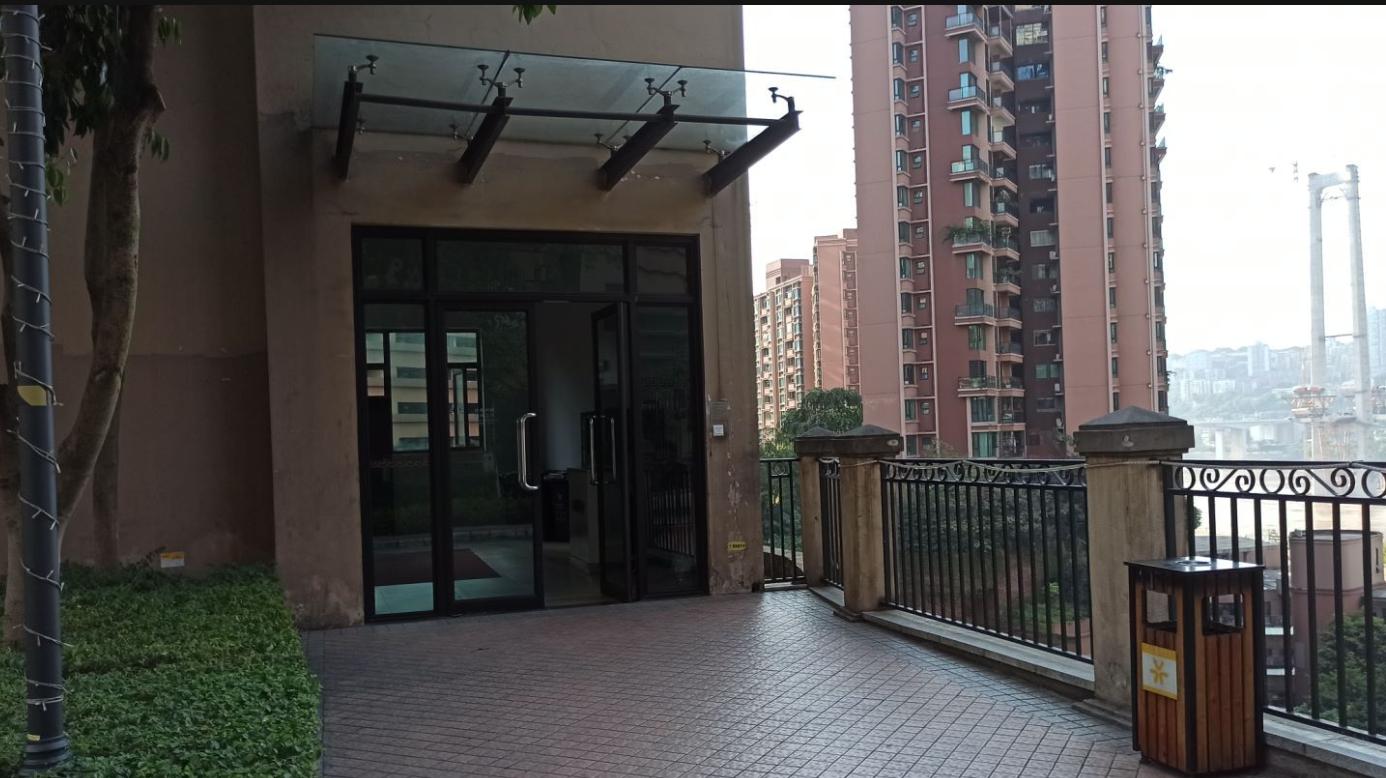 重慶和黃御峰最新動(dòng)態(tài)，攀登知識高峰，自信鑄就未來(lái)