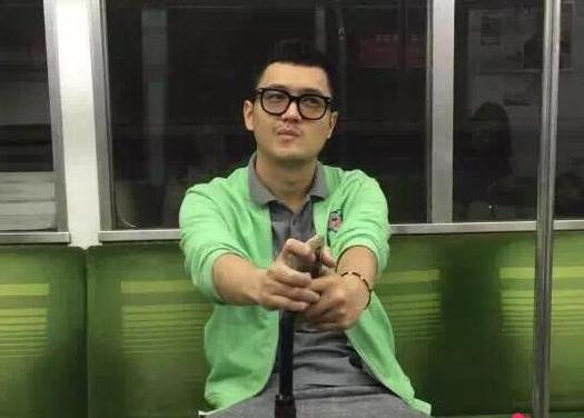 宋喆車(chē)禍意外曝光，日常與友情紐帶牽動(dòng)人心