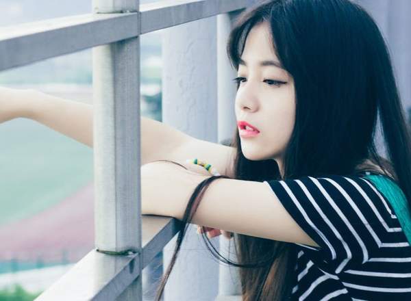 韓珺瑤段允安最新章節,韓珺瑤段允安最新章節，小巷中的隱秘美味