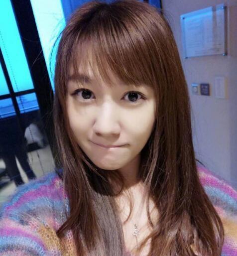 小蒼最新直播，探秘小巷獨特風(fēng)味小店之旅