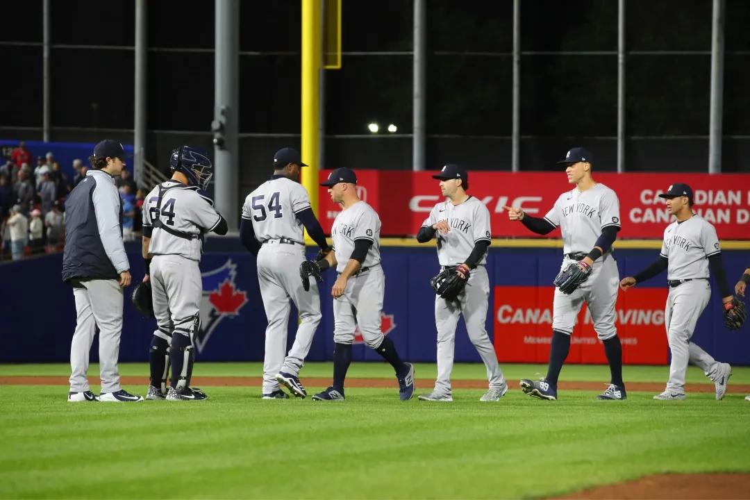 追求更新的力量與時(shí)代步伐，渴望最新日期的探索與追求