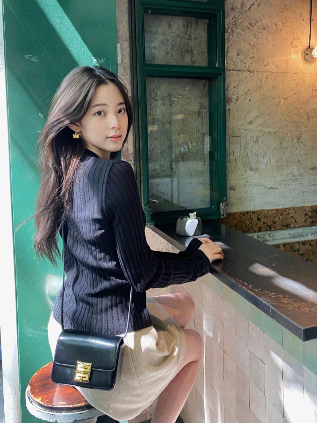 引領(lǐng)時(shí)尚變革先鋒，最新版型重磅登場(chǎng)