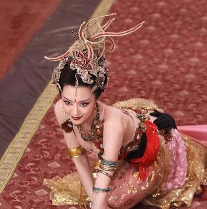 最新妲己圖，探索自然美景，尋找內心寧靜與平和的輕松之旅