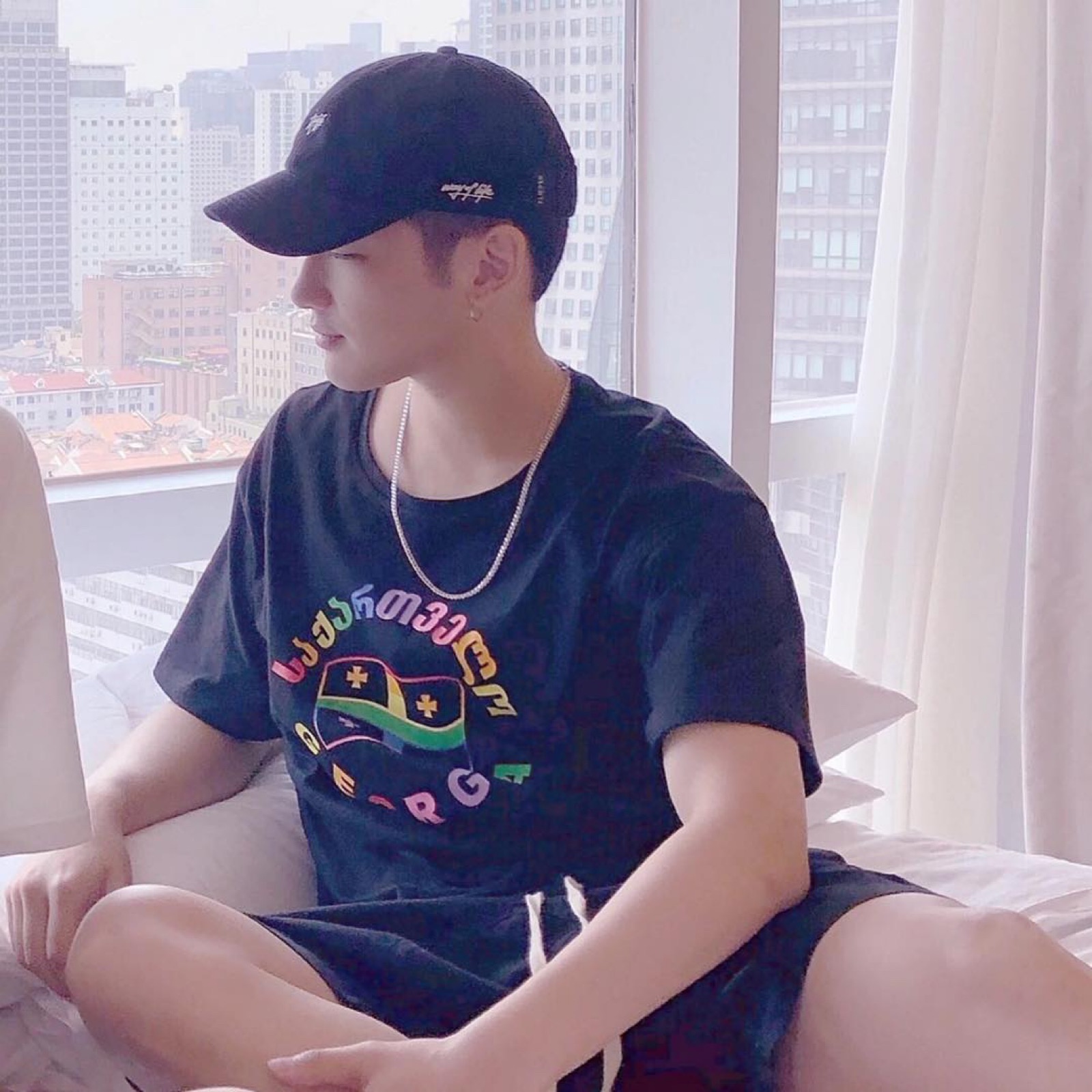 單人情侶的日常趣事，最新篇章