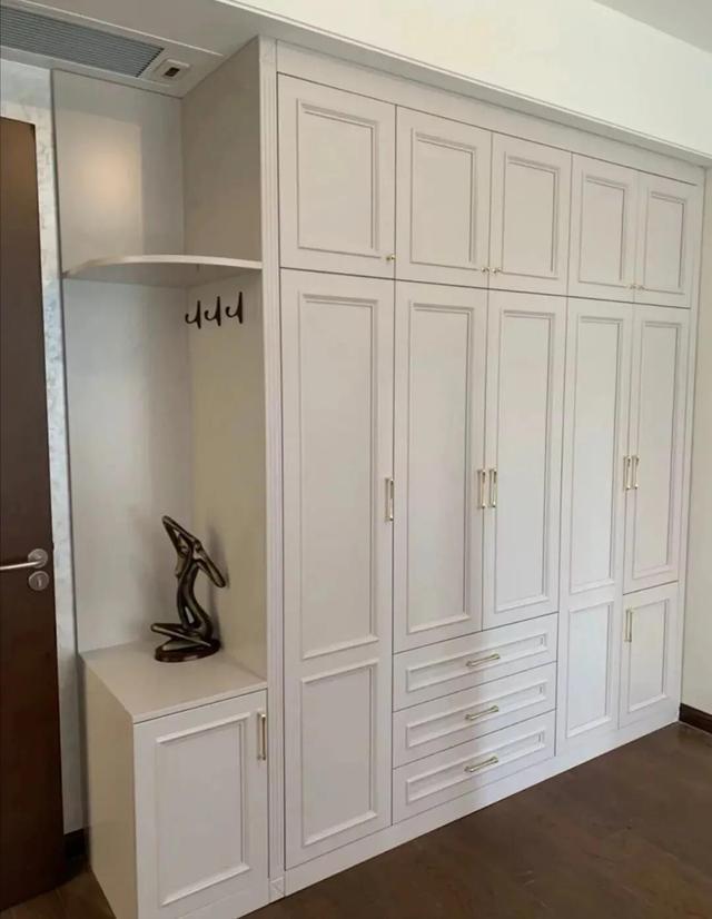 壁柜最新款安裝指南，最新壁柜款式及其安裝步驟詳解