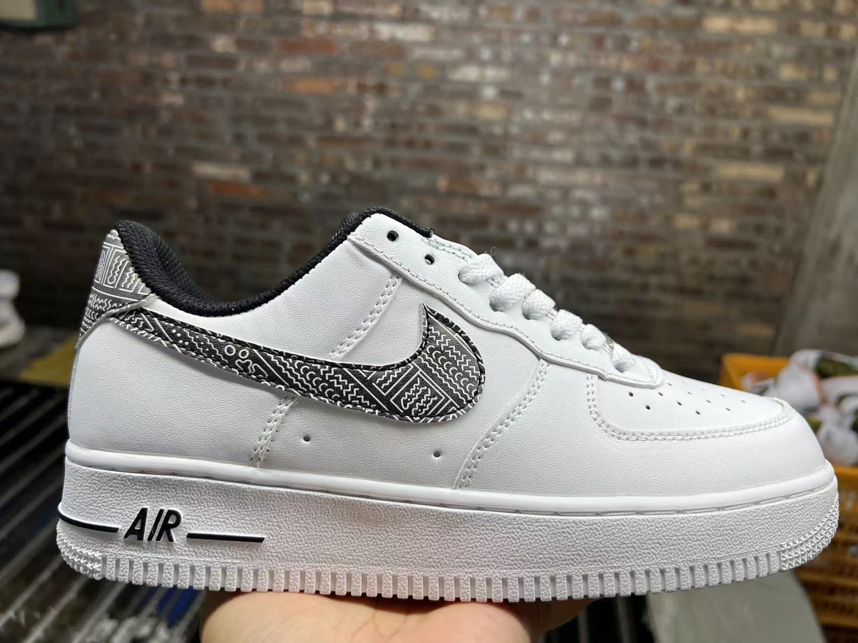 AF最新款時(shí)尚巔峰首發(fā)，引領(lǐng)潮流的巔峰之作！