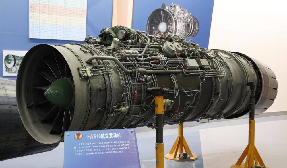 武直10新型發(fā)動(dòng)機深度解析，性能特點(diǎn)與技術(shù)亮點(diǎn)揭秘