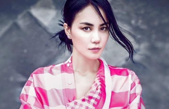 王菲謝霆鋒最新動(dòng)態(tài)曝光，一覽無(wú)遺