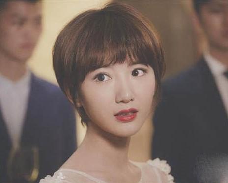 最新網(wǎng)紅短發(fā)造型詳解，時(shí)尚短發(fā)打造步驟指南與照片參考