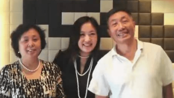 翟萬(wàn)臣夫婦的演藝與生活之道揭秘