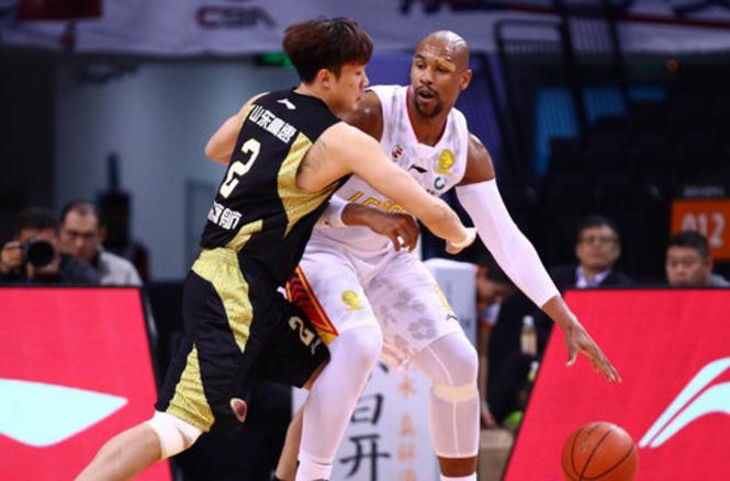 遼寧與山東激烈對決，比賽前瞻與關(guān)鍵看點(diǎn)分析