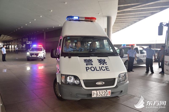 最新小額詐騙動(dòng)態(tài)揭秘，小巷深處的神秘特色小店警惕詐騙風(fēng)險