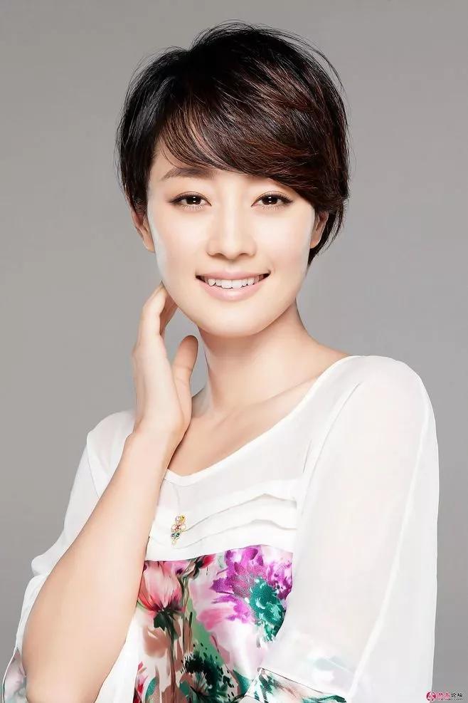 十大女明星傳奇星途，閃耀人生的傳奇故事