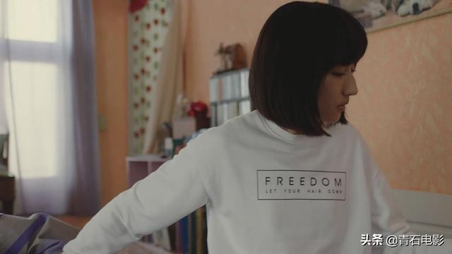 演員何佳，炸裂演技，魅力四射??