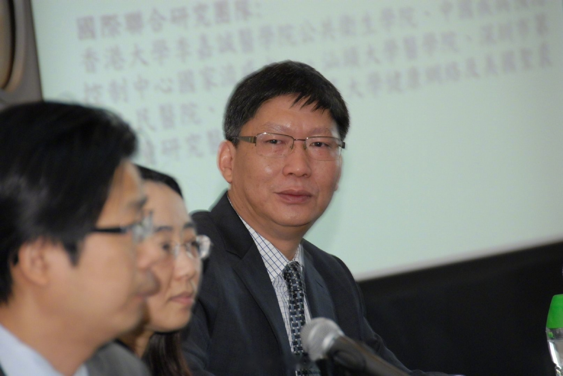 管軼最新新聞，小巷深處的獨特風(fēng)味——探索一家隱藏版特色小店的旅程